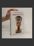 Nefertiti : sluneční stín - náhled
