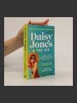 Daisy Jones & The Six (duplicitní ISBN) - náhled