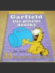 Garfield žije plnými doušky 33. Kniha Sebraných Garfieldových stripů - náhled