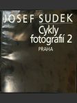 Cykly fotgrafií 2: Praha - náhled