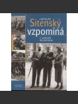 Ladislav Sitenský vzpomíná s Karlem Helmichem [fotograf, fotografie, mj. i druhá světová válka - letci RAF] - podpis Ladislav Sitenský - náhled