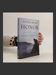 Living with Honor - náhled