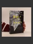 Boy in the park - náhled