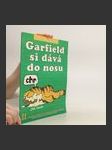 Garfield si dává do nosu - náhled